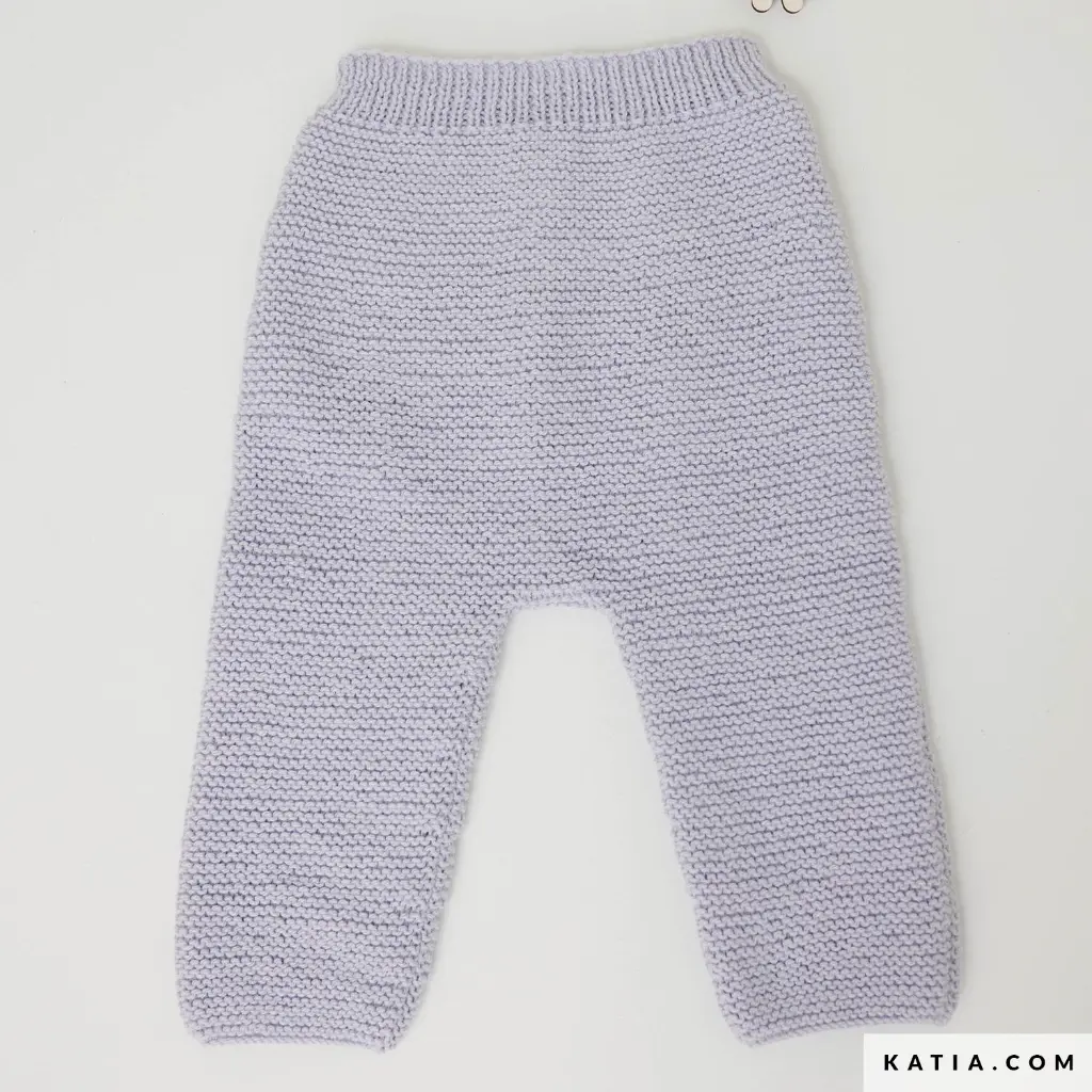 patron-tejer-punto-ganchillo-bebe-pantalon-otono-invierno-katia-7920-21-g.webp