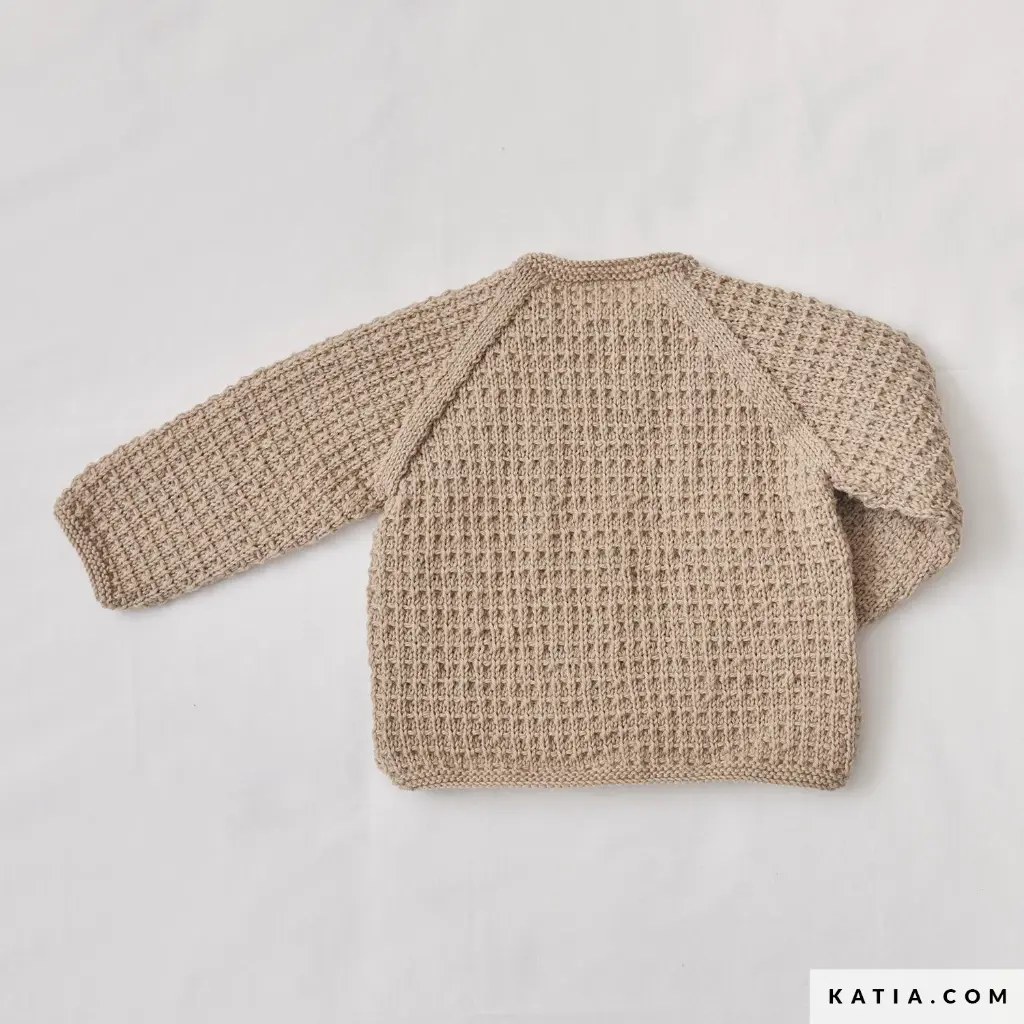 patron-tejer-punto-ganchillo-bebe-jersey-otono-invierno-katia-7920-5-01-g.webp