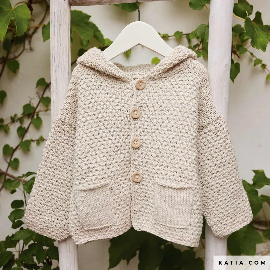 patron-tejer-punto-ganchillo-bebe-chaqueta-primavera-verano-katia-7900-26-g.webp