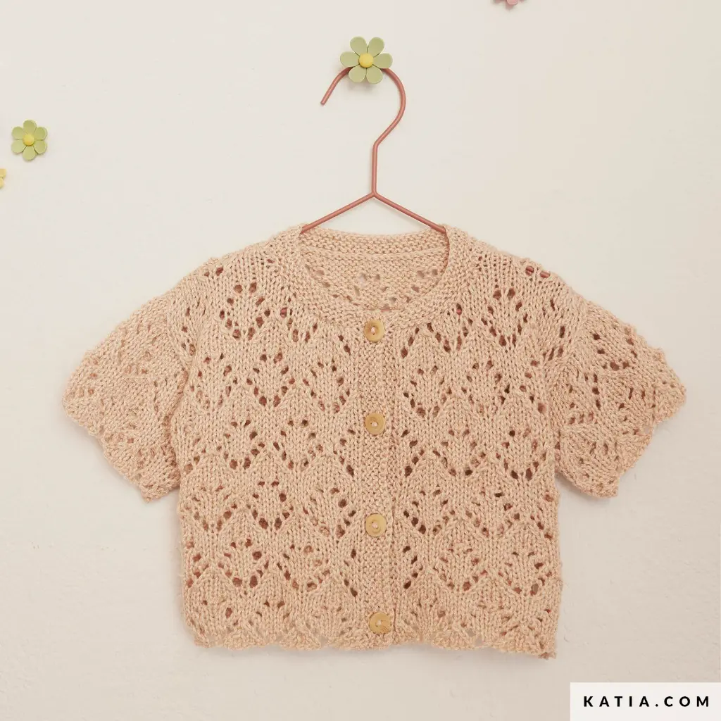 patron-tejer-punto-ganchillo-bebe-chaqueta-primavera-verano-katia-7900-16-g.webp
