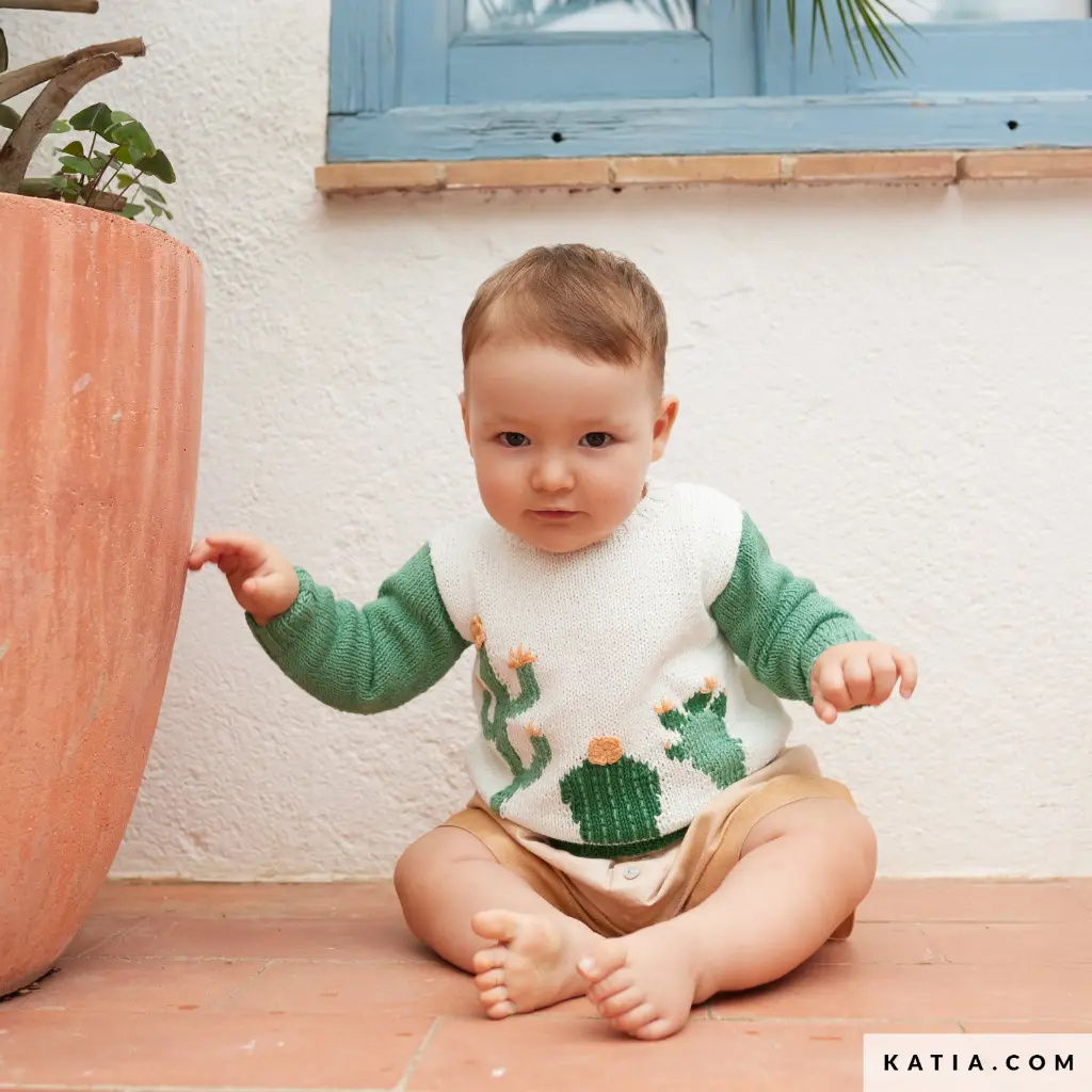 patron-tejer-punto-ganchillo-bebe-jersey-primavera-verano-katia-7900-29-g.webp