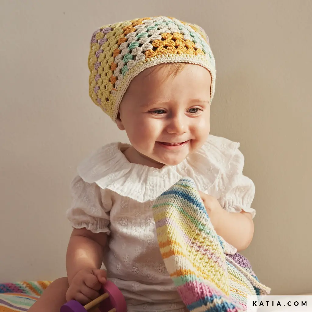 patron-tejer-punto-ganchillo-bebe-turbante-primavera-verano-katia-7900-32-01-g.webp