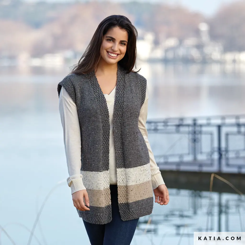 patron-tejer-punto-ganchillo-mujer-chaleco-otono-invierno-katia-6343-19-g.webp