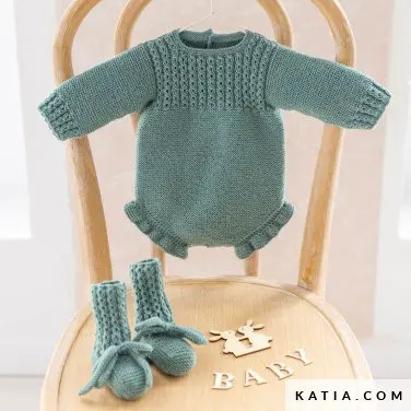 patron-tejer-punto-ganchillo-bebe-conjunto-primavera-verano-katia-7955-15-p.webp