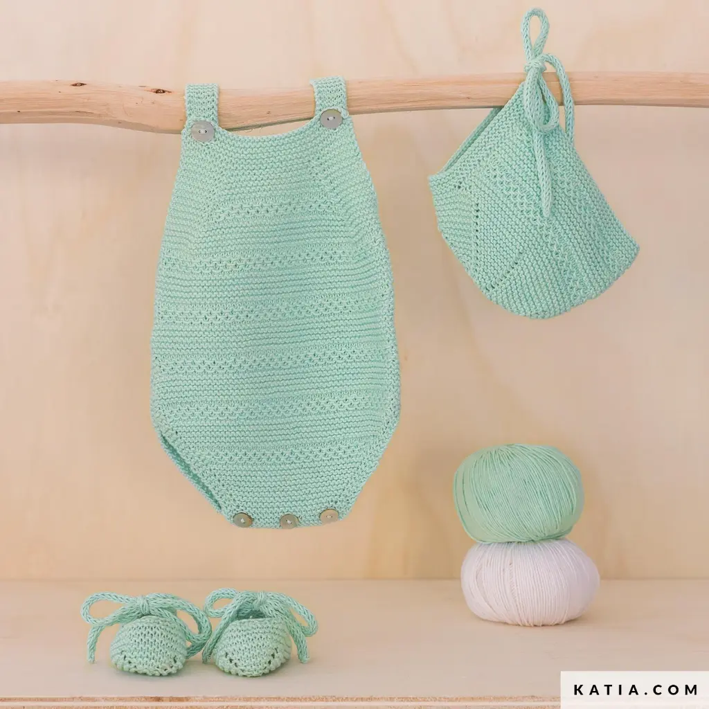patron-tejer-punto-ganchillo-bebe-conjunto-primavera-verano-katia-7955-72-g.webp